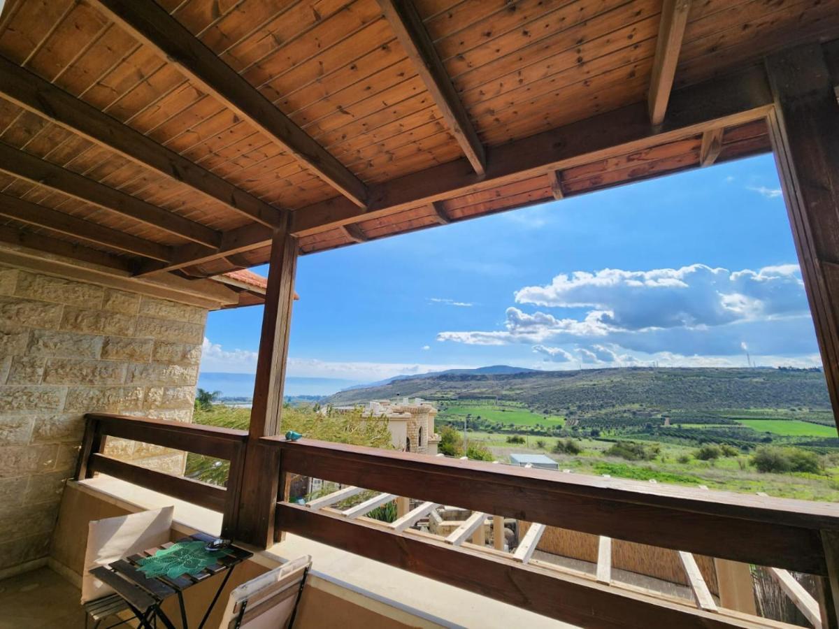 Zug Yonim Livnim Extérieur photo